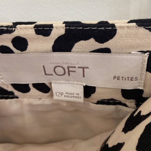 The Loft Leopard pencil skirt - Picture 2 of 4